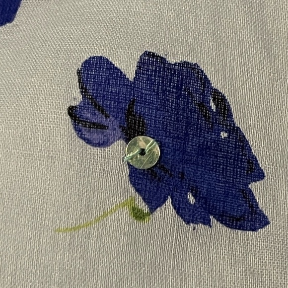 New Direction Sport Button Down Size Large Floral w/Sequins - Picture 11 of 15